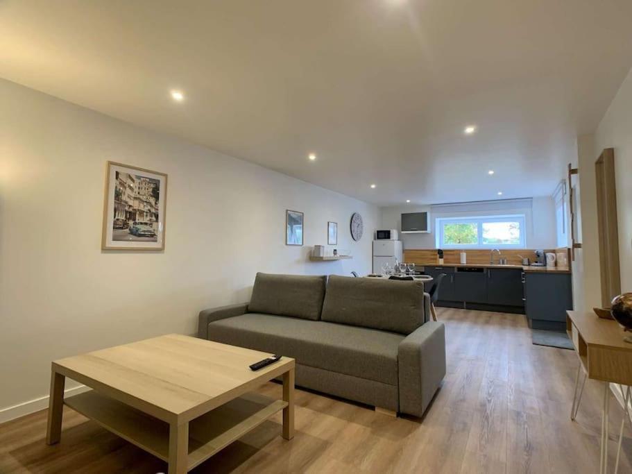 Appartement Moderne Avec Parking Gratuit Dinsheim Екстериор снимка